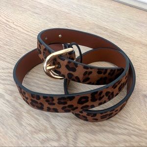 Cheetah print belt from BANANA REPUBLIC 🍌